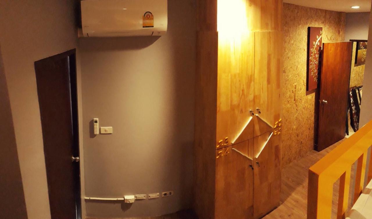 Frutta Hostel Patong Buitenkant foto